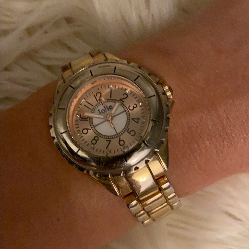 Jolie watch